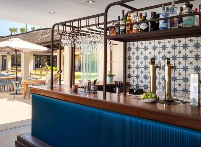 POOL BAR Vincci Costa Golf 4* Cadiz POOL BAR Vincci Costa Golf 4* Cadiz
