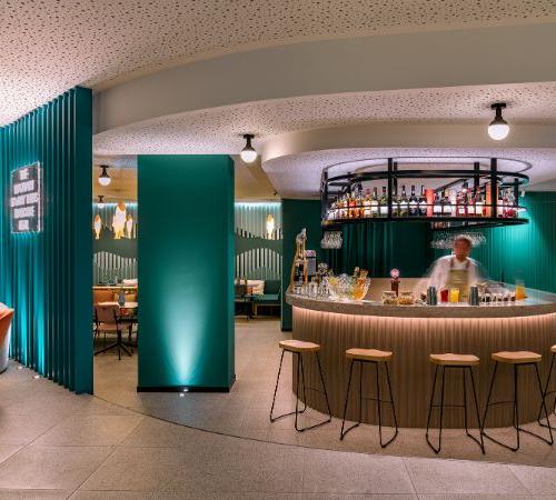 Bar lounge « Onda Bar » Vincci Hoteles Bar lounge « Onda Bar » Vincci Hoteles