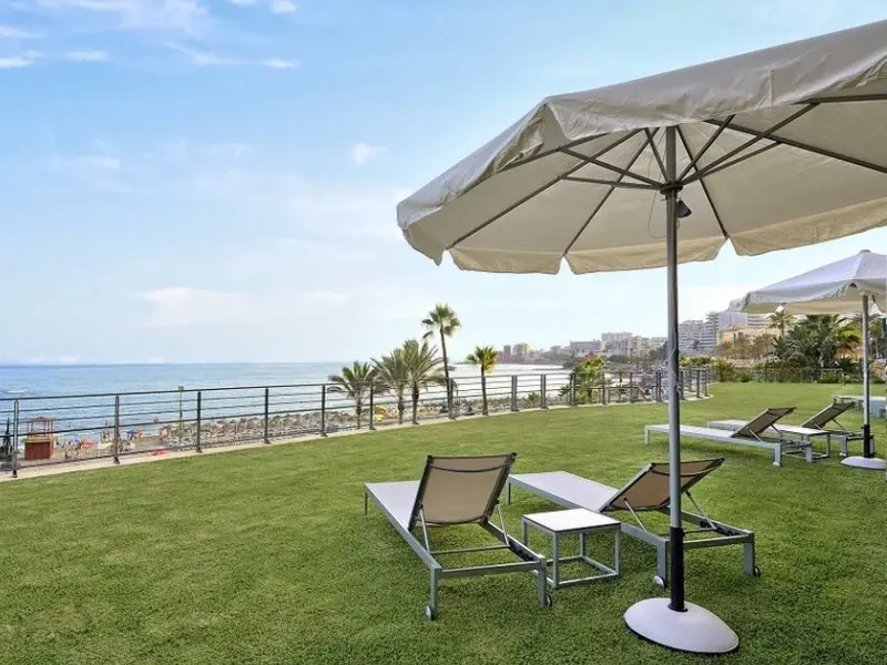 Solarium Vincci Selección Aleysa 5* Málaga Solarium Vincci Selección Aleysa 5* Málaga