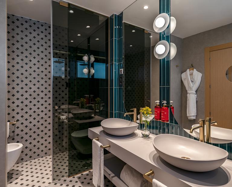 Premium Doppelzimmer mit Balkon Vincci Selección Posada del Patio 5* Málaga Premium Doppelzimmer mit Balkon Vincci Selección Posada del Patio 5* Málaga