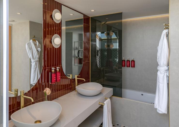 Habitación Suite Essence Vincci Selección Posada del Patio 5* Málaga Habitación Suite Essence Vincci Selección Posada del Patio 5* Málaga