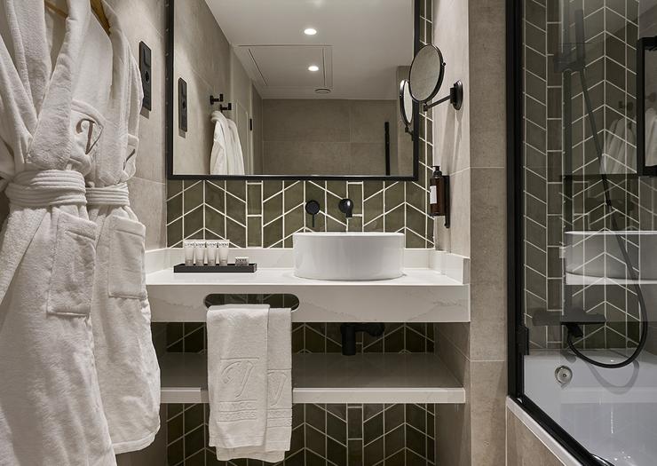 LUXE ESSENCE Room Vincci Larios Diez 4* Málaga LUXE ESSENCE Room Vincci Larios Diez 4* Málaga