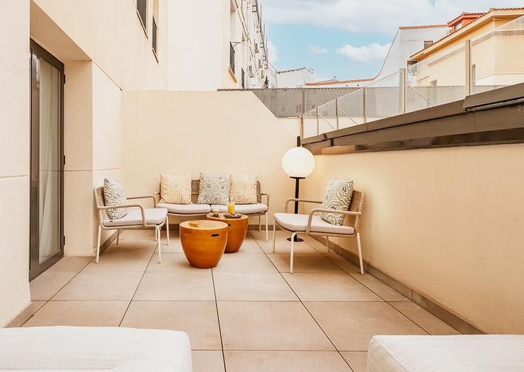 HABITACIÓN DELUXE CON TERRAZA Vincci Soho 4* Madrid HABITACIÓN DELUXE CON TERRAZA Vincci Soho 4* Madrid