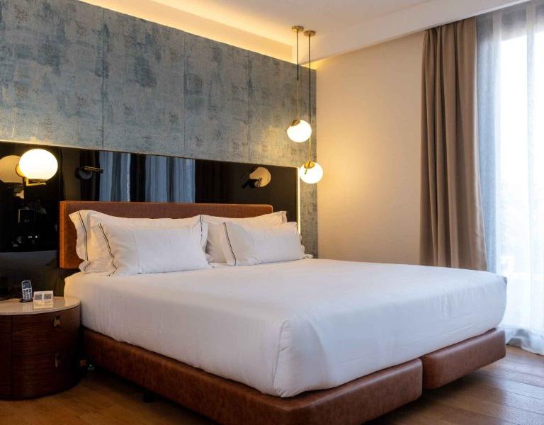 Quarto Experience Junior Suite Vincci Selección Unuk 5* GL Sevilla Quarto Experience Junior Suite Vincci Selección Unuk 5* GL Sevilla
