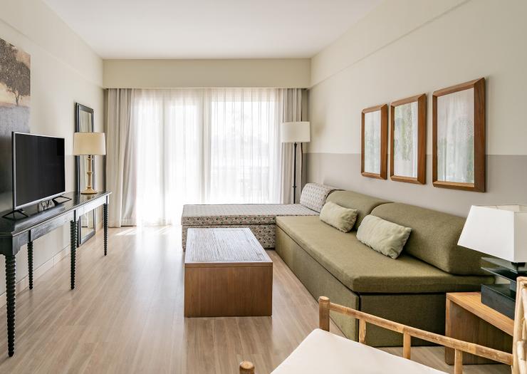 Junior Suite Mit Blick Auf Den Gol Platz Vincci Costa Golf 4* Cadiz Junior Suite Mit Blick Auf Den Gol Platz Vincci Costa Golf 4* Cadiz