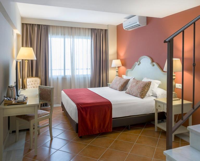 Familienzimmer Vincci La Rábida 4* Sevilla Familienzimmer Vincci La Rábida 4* Sevilla