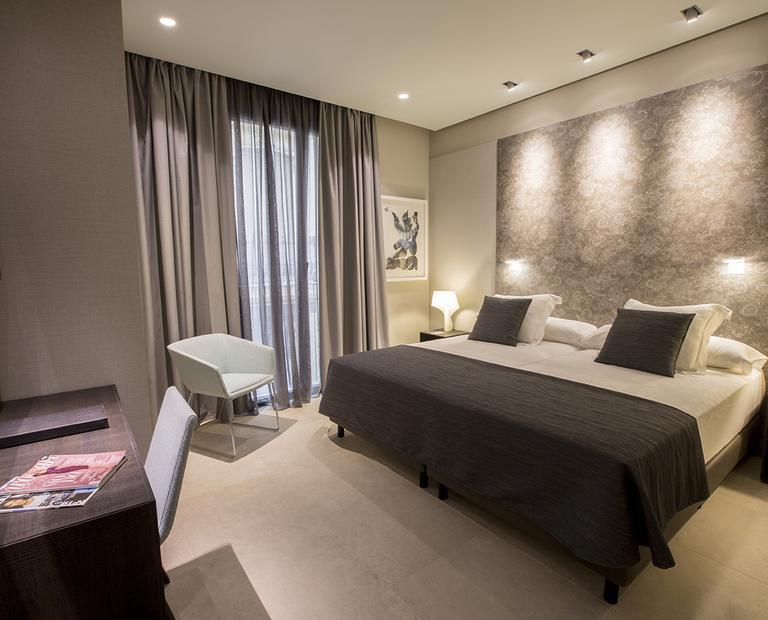 Habitación deluxe Vincci Mercat 4* Valencia Habitación deluxe Vincci Mercat 4* Valencia