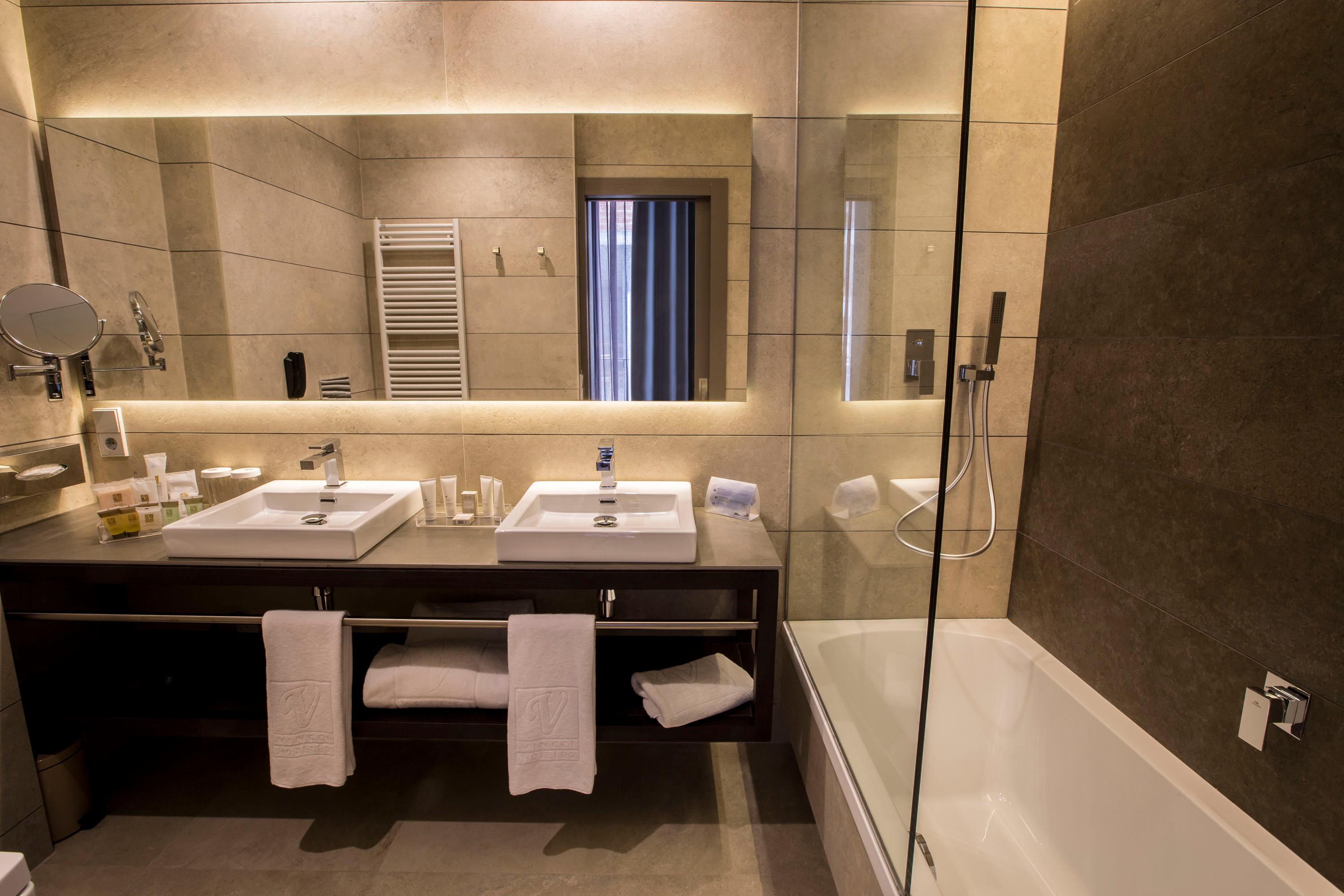 HABITACIÓN JUNIOR SUITE  Vincci Mercat  4* Valencia