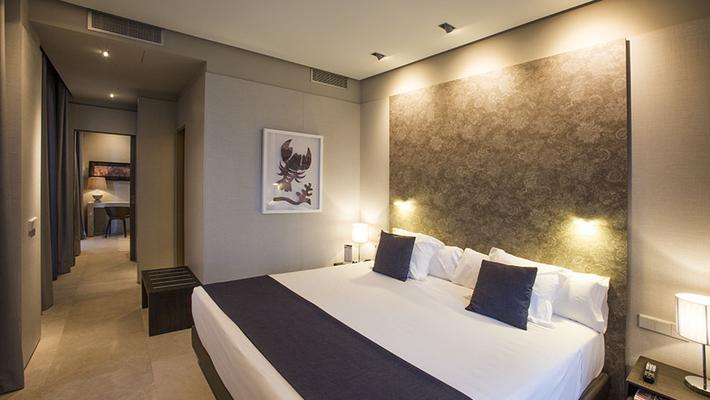 HABITACIÓN JUNIOR SUITE Vincci Mercat 4* Valencia HABITACIÓN JUNIOR SUITE Vincci Mercat 4* Valencia