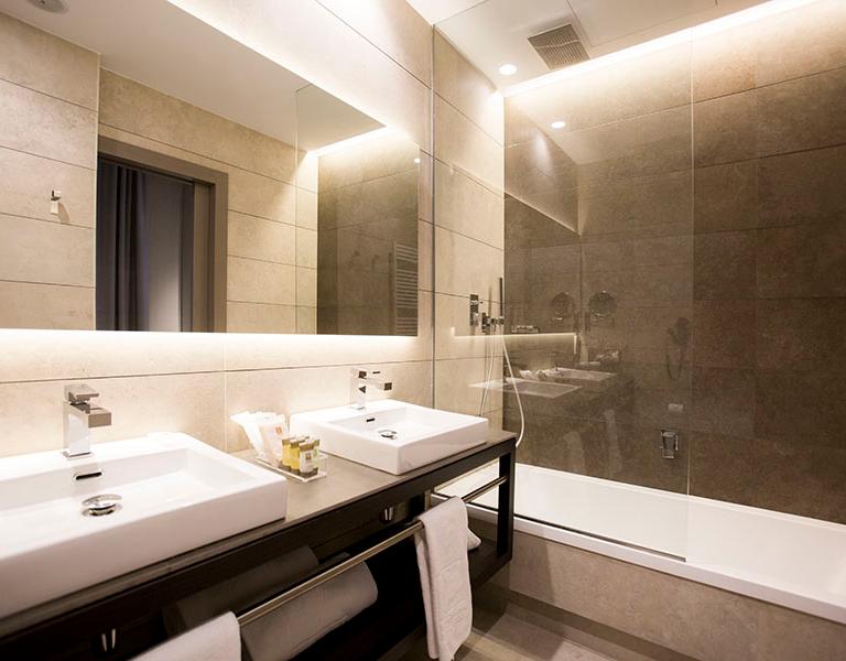 habitación superior Vincci Mercat 4* Valencia habitación superior Vincci Mercat 4* Valencia
