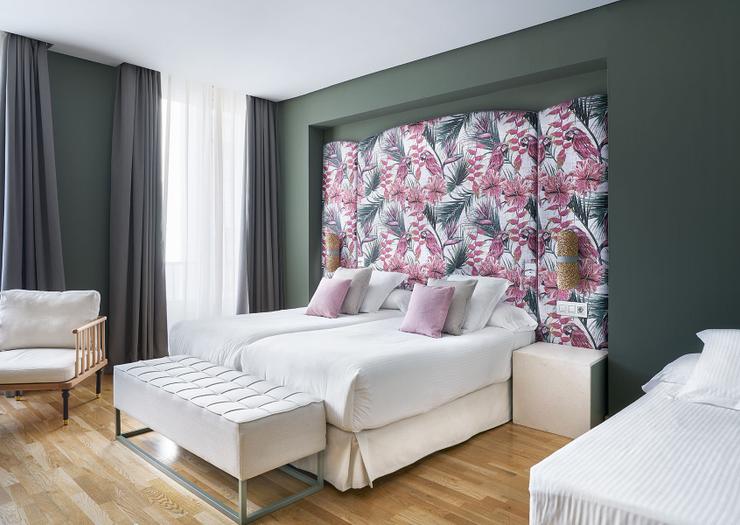 Vincci Room com Cama Extra Vincci Selección Posada del Patio 5* Málaga Vincci Room com Cama Extra Vincci Selección Posada del Patio 5* Málaga