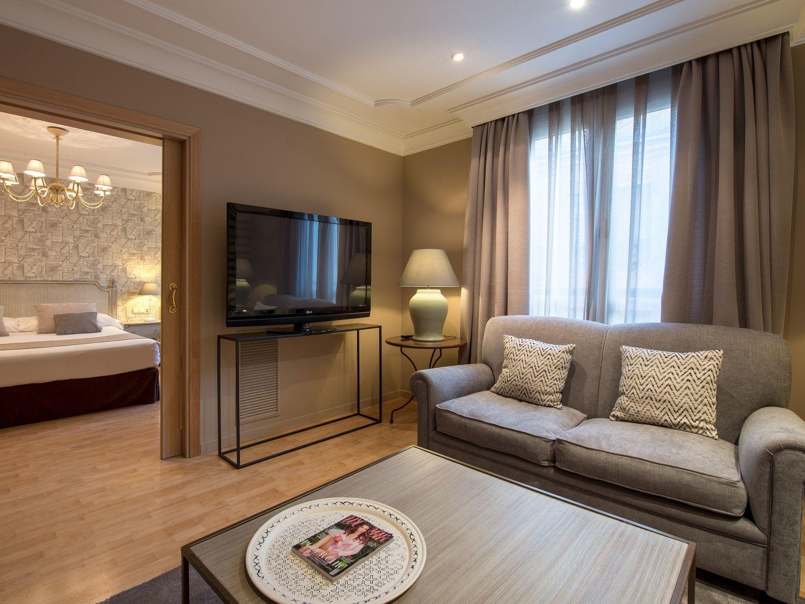 JUNIOR SUITE Vincci Lys 4* Valencia JUNIOR SUITE Vincci Lys 4* Valencia