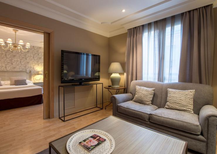 JUNIOR SUITE Vincci Lys 4* Valencia JUNIOR SUITE Vincci Lys 4* Valencia