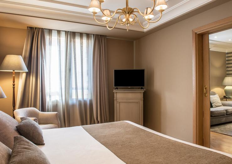 JUNIOR SUITE Vincci Lys 4* Valencia JUNIOR SUITE Vincci Lys 4* Valencia