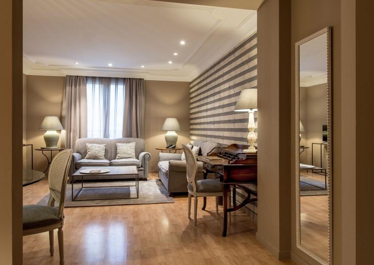 JUNIOR SUITE Vincci Lys 4* Valencia JUNIOR SUITE Vincci Lys 4* Valencia