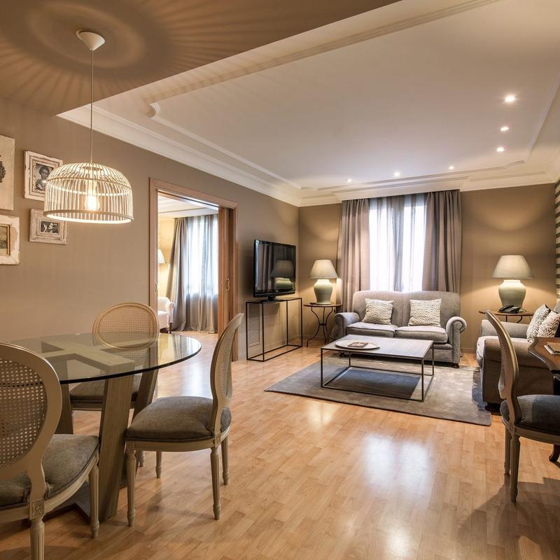 JUNIOR SUITE Vincci Lys 4* Valencia JUNIOR SUITE Vincci Lys 4* Valencia