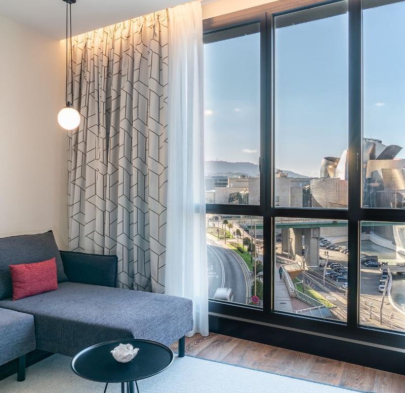 Junior Suite Room Guggenheim views Vincci Consulado de Bilbao 4* Junior Suite Room Guggenheim views Vincci Consulado de Bilbao 4*