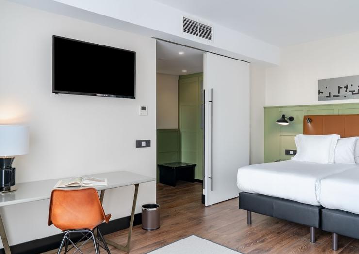 Junior Suite Room Guggenheim views Vincci Consulado de Bilbao 4* Junior Suite Room Guggenheim views Vincci Consulado de Bilbao 4*