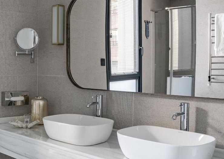 Junior Suite Room Guggenheim views Vincci Consulado de Bilbao 4* Junior Suite Room Guggenheim views Vincci Consulado de Bilbao 4*