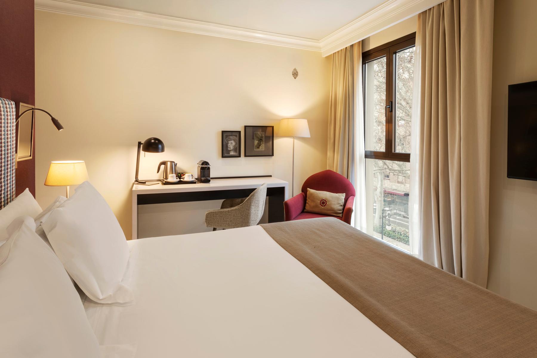 JUNIOR SUITE Vincci Albayzín 4* Granada JUNIOR SUITE Vincci Albayzín 4* Granada