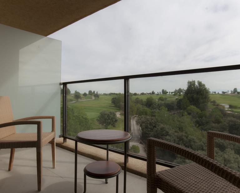Superior Room With Terrace Vincci Valdecañas Golf 4* Cáceres Superior Room With Terrace Vincci Valdecañas Golf 4* Cáceres