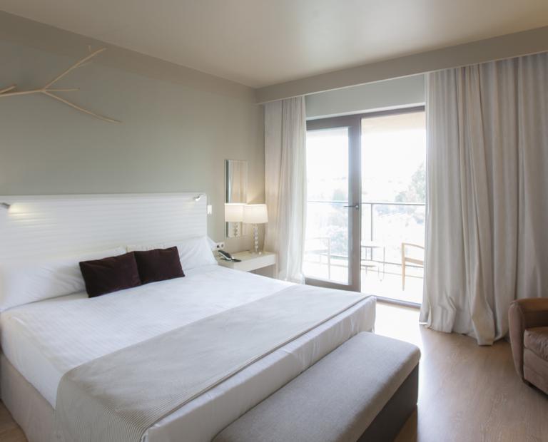 Superior Room With Terrace Vincci Valdecañas Golf 4* Cáceres Superior Room With Terrace Vincci Valdecañas Golf 4* Cáceres
