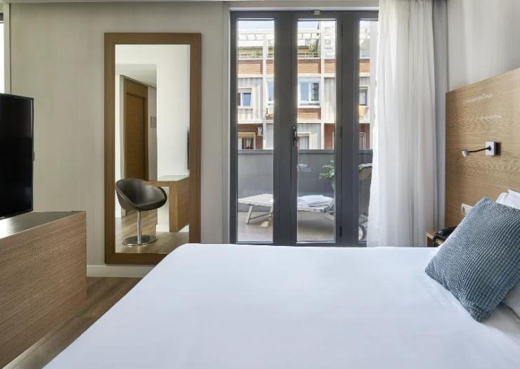 Superior Rooms Vincci Zaragoza Zentro 4* Superior Rooms Vincci Zaragoza Zentro 4*