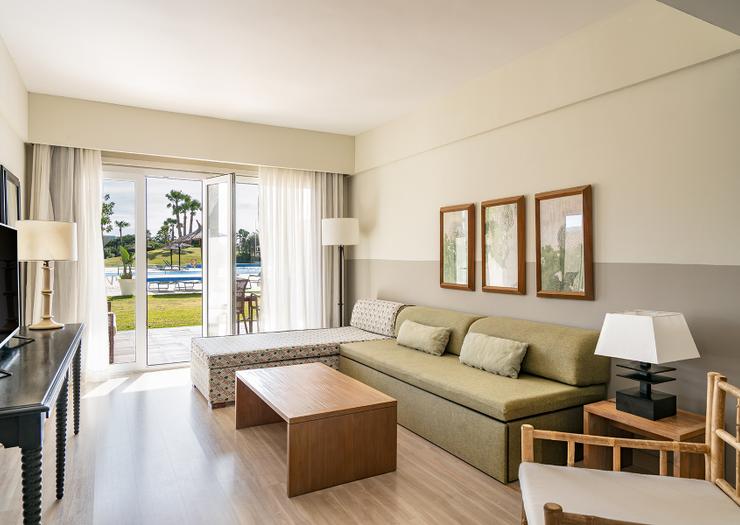 Suíte Júnior Acesso Direto à Piscina Hotel Vincci Costa Golf 4* Cadis Suíte Júnior Acesso Direto à Piscina Hotel Vincci Costa Golf 4* Cadis