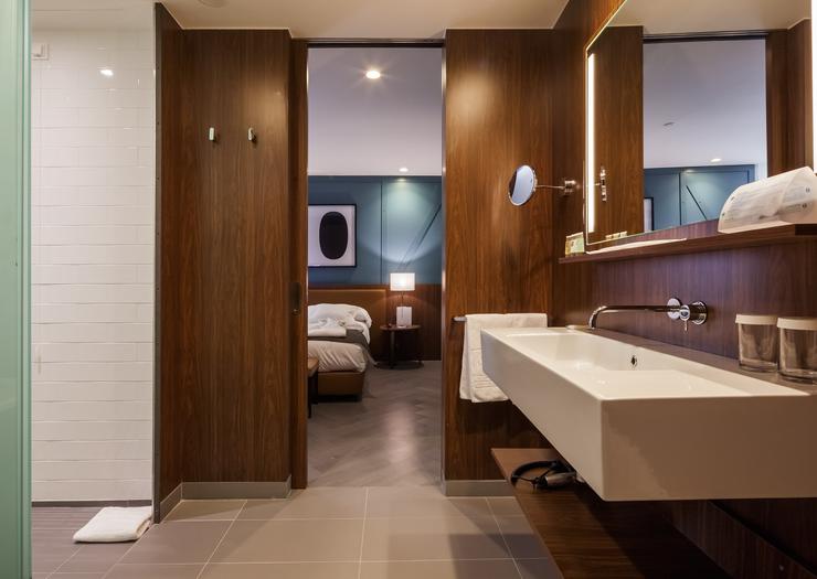 Doppel-SuperiorZimmer Vincci Porto 4* Doppel-SuperiorZimmer Vincci Porto 4*