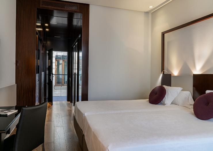 HABITACIÓN SUPERIOR Vincci Palace 4* Valencia HABITACIÓN SUPERIOR Vincci Palace 4* Valencia