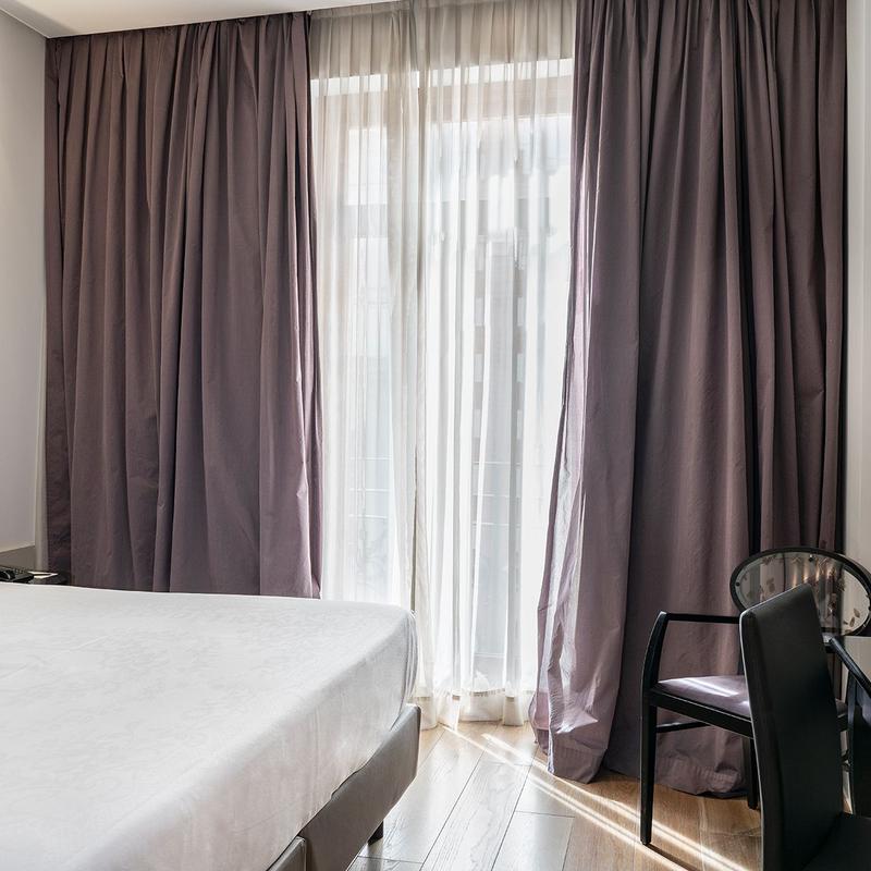 HABITACIÓN SUPERIOR CON VISTAS Vincci Palace 4* Valencia HABITACIÓN SUPERIOR CON VISTAS Vincci Palace 4* Valencia