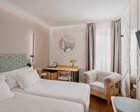 Habitación Triple Vincci Soma 4* Madrid Habitación Triple Vincci Soma 4* Madrid