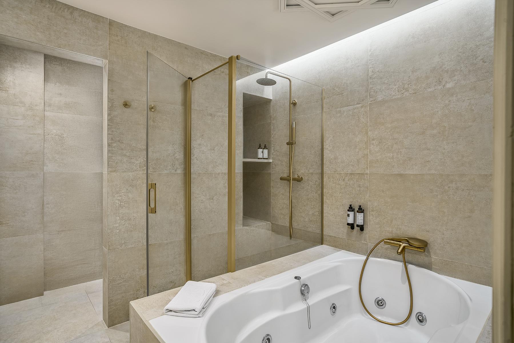 HABITACIÓN DELUXE  Vincci Albayzín 4* Granada