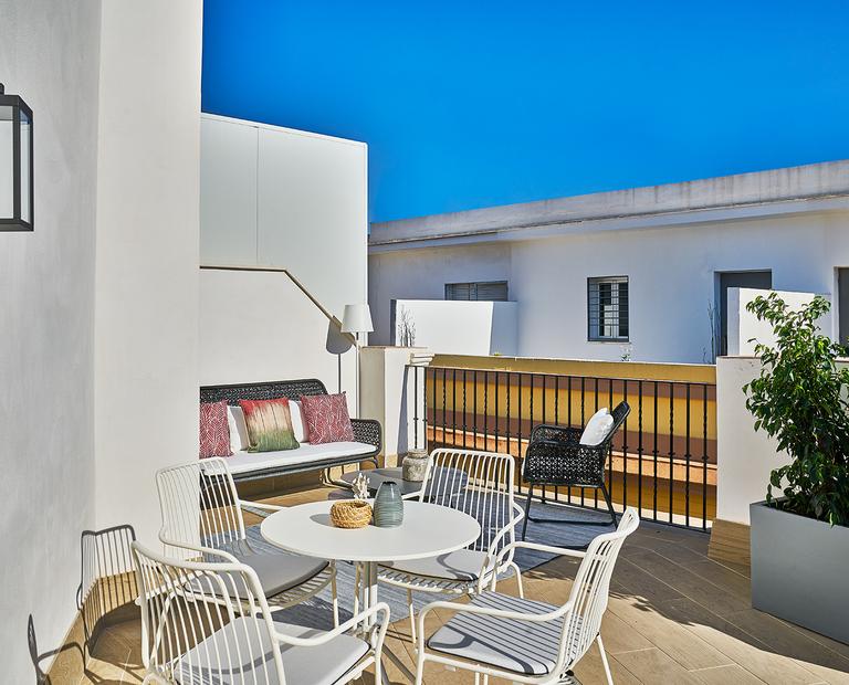 Suíte Duplex com Terraço Hotel Molviedro Suites Apartments Sevilla Suíte Duplex com Terraço Hotel Molviedro Suites Apartments Sevilla