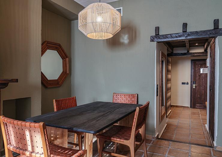 Duplex Suite mit zwei Schlafzimmern Vincci Selección Rumaykiyya 5* Granada Duplex Suite mit zwei Schlafzimmern Vincci Selección Rumaykiyya 5* Granada