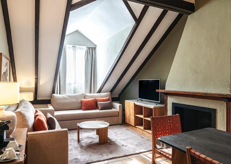 Duplex Suite mit zwei Schlafzimmern Vincci Selección Rumaykiyya 5* Granada Duplex Suite mit zwei Schlafzimmern Vincci Selección Rumaykiyya 5* Granada