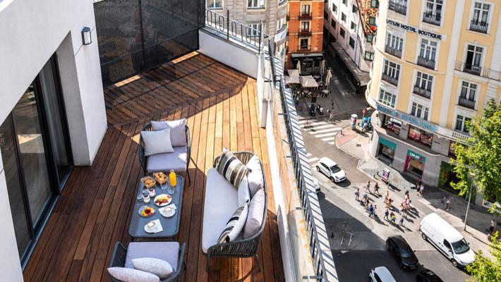 JUNIOR SUITE CON TERRAZA Vincci Vía 66 4* Madrid JUNIOR SUITE CON TERRAZA Vincci Vía 66 4* Madrid