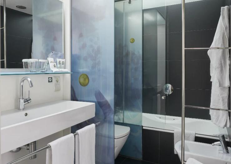 Superior Rooms Vincci Zaragoza Zentro 4* Superior Rooms Vincci Zaragoza Zentro 4*