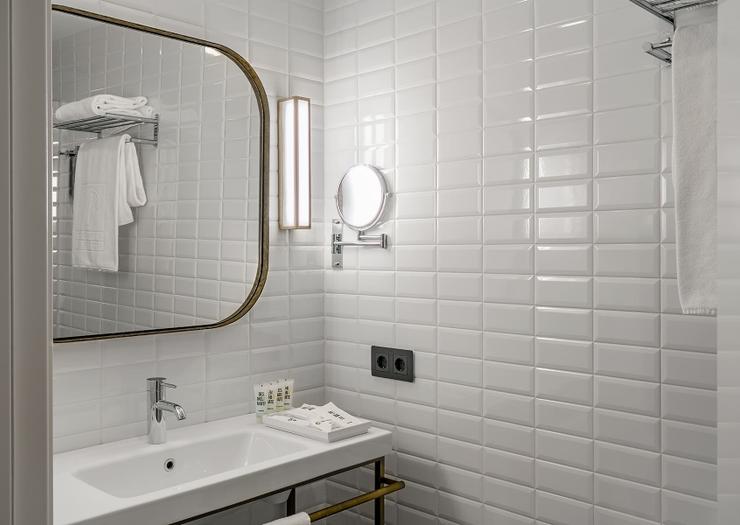 Single Room King Size Bed Vincci Consulado de Bilbao 4* Single Room King Size Bed Vincci Consulado de Bilbao 4*