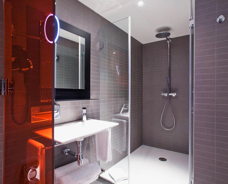 Vincci Room an Extra Bed Vincci Bit 4* Barcelona Vincci Room an Extra Bed Vincci Bit 4* Barcelona