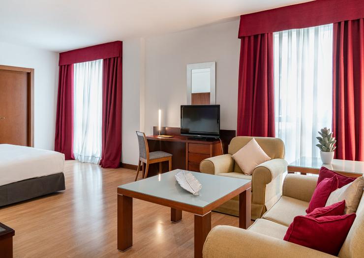 Deluxe Room Vincci Ciudad de Salamanca 4* Deluxe Room Vincci Ciudad de Salamanca 4*