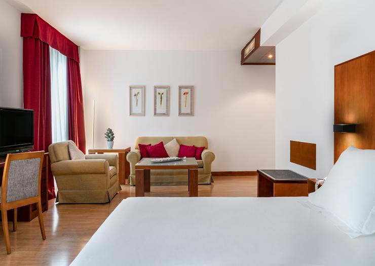 Deluxe Room Vincci Ciudad de Salamanca 4* Deluxe Room Vincci Ciudad de Salamanca 4*
