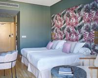 Quarto Duplo com Varanda Vincci Selección Posada del Patio 5* Málaga Quarto Duplo com Varanda Vincci Selección Posada del Patio 5* Málaga