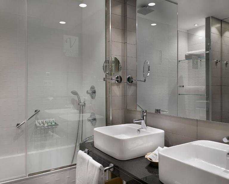 Quarto Duplo com Varanda Vincci Selección Posada del Patio 5* Málaga Quarto Duplo com Varanda Vincci Selección Posada del Patio 5* Málaga