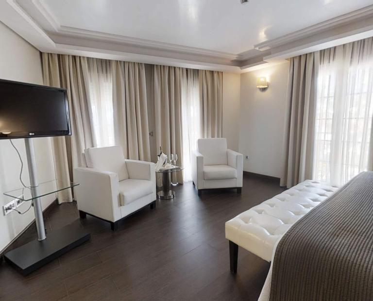 Chambre Double avec Lounge Vincci Selección Aleysa 5* Málaga Chambre Double avec Lounge Vincci Selección Aleysa 5* Málaga