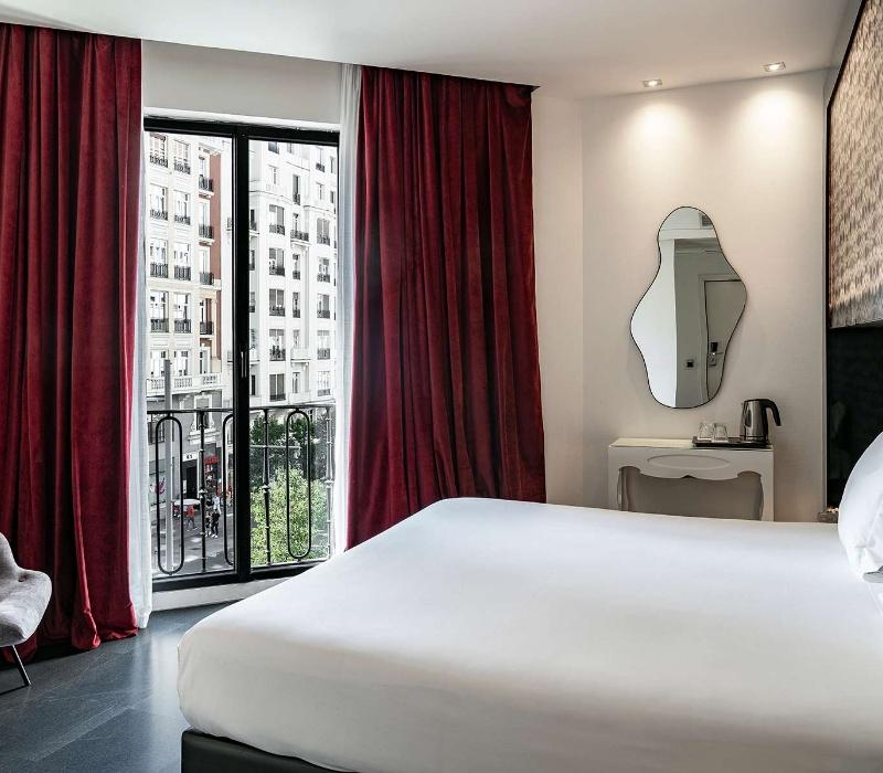 Double Room with views Vincci Vía 66 4* Madrid Double Room with views Vincci Vía 66 4* Madrid