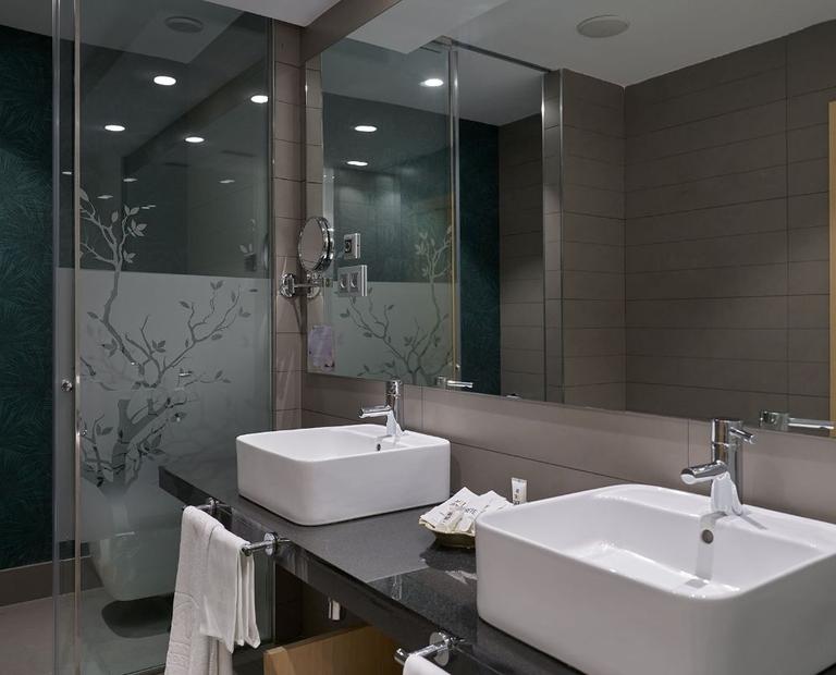 Premium Doppelzimmer mit Balkon Vincci Selección Posada del Patio 5* Málaga Premium Doppelzimmer mit Balkon Vincci Selección Posada del Patio 5* Málaga