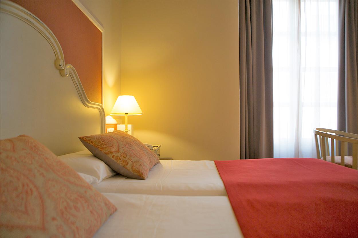 Vincci Essence Vincci La Rábida 4* Sevilla Vincci Essence Vincci La Rábida 4* Sevilla