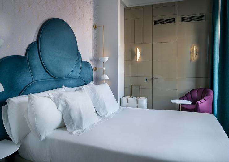 Doppelzimmer Mit Terrasse Vincci Capitol 4* Madrid Doppelzimmer Mit Terrasse Vincci Capitol 4* Madrid