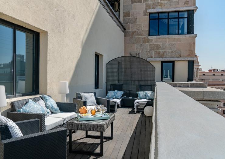 Doppelzimmer Mit Terrasse Vincci Capitol 4* Madrid Doppelzimmer Mit Terrasse Vincci Capitol 4* Madrid